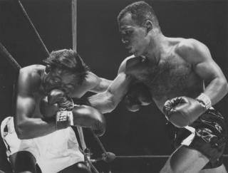 Kid Gavilan vs Ralph Jones